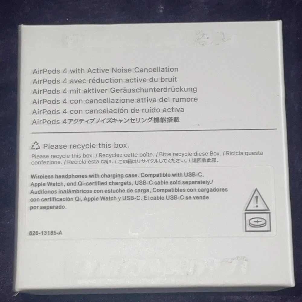Apple AirPods 4 active noise cancellation